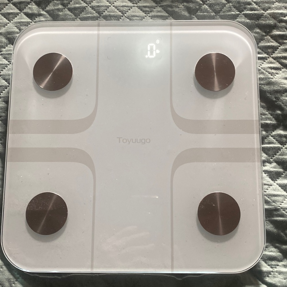 Toyuugo Smart Body Composition Scale. Brand new